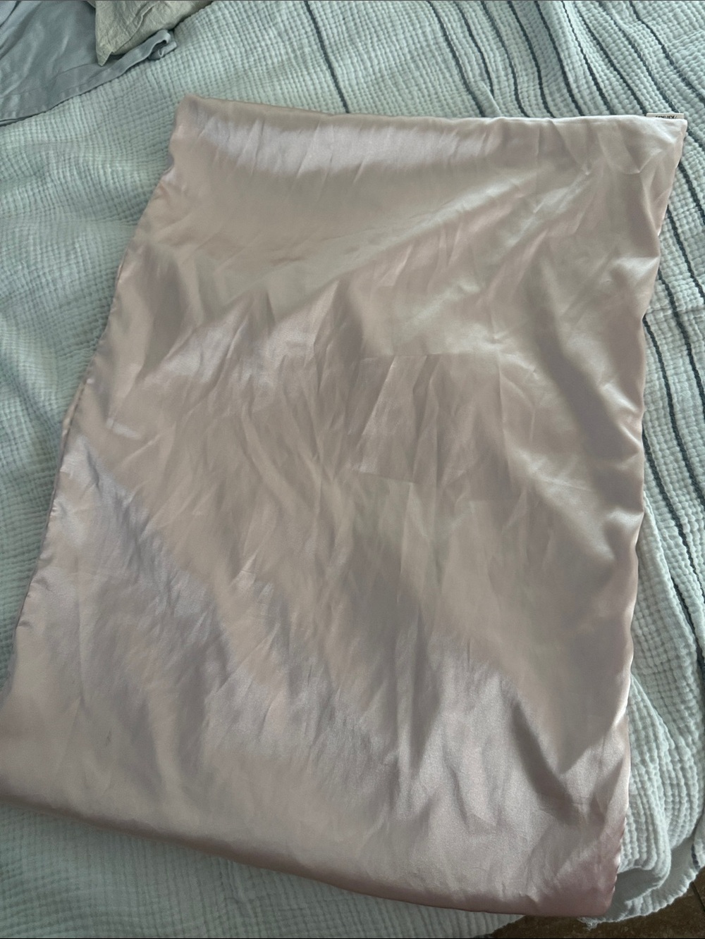 Kitsch Satin Pillowcases in Light Blush Pink